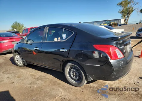 2014 Nissan Versa S из США, поврежденный, VIN 3N1CN7APXEL823194